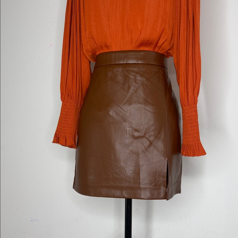 Elie Tahari NWT Rich Brown Leather Mini Skirt 2